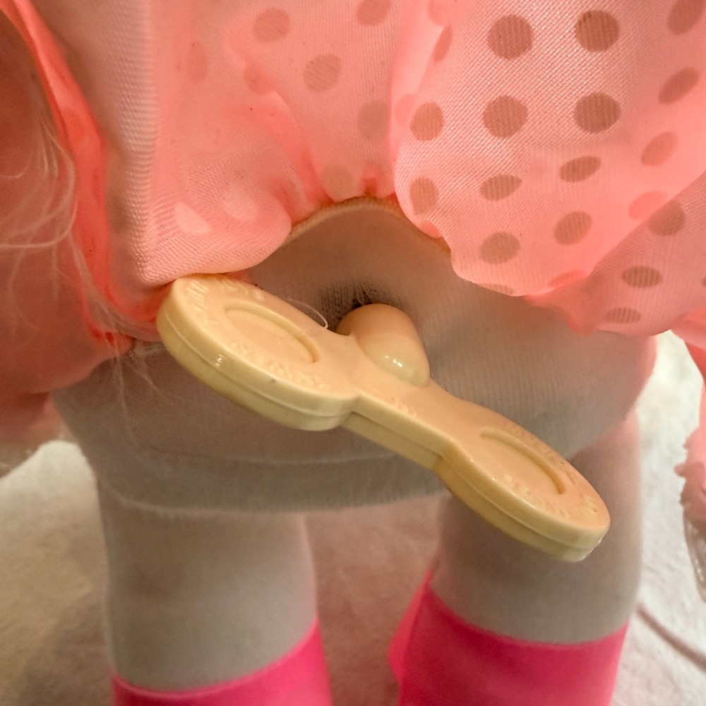 Vintage Poter 1986 Musical Doll Wind Up Moving Neck Pink Polka Dot Lace Toy Kids - Picture 6 of 8